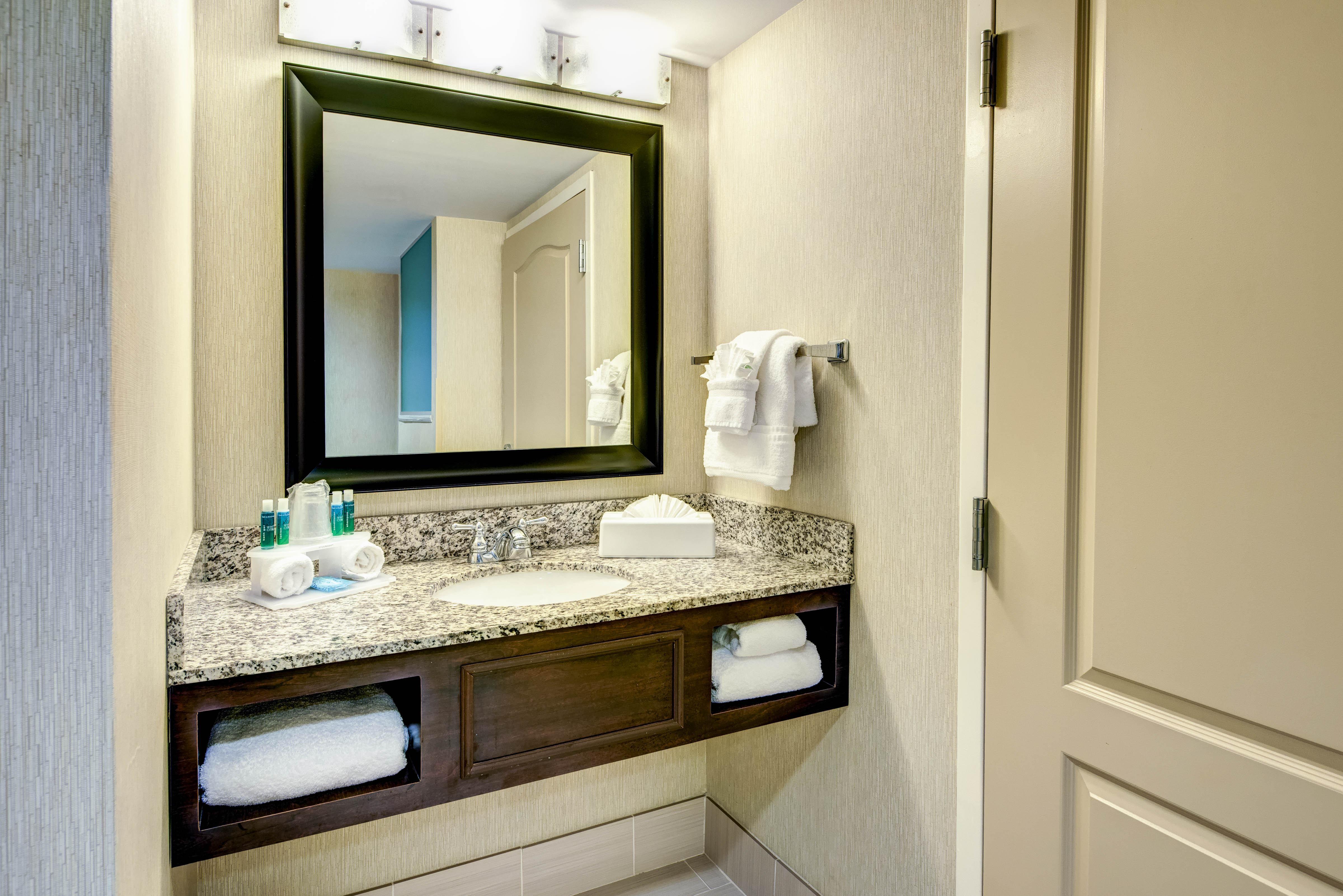 Holiday Inn Express - Neptune By Ihg Luaran gambar