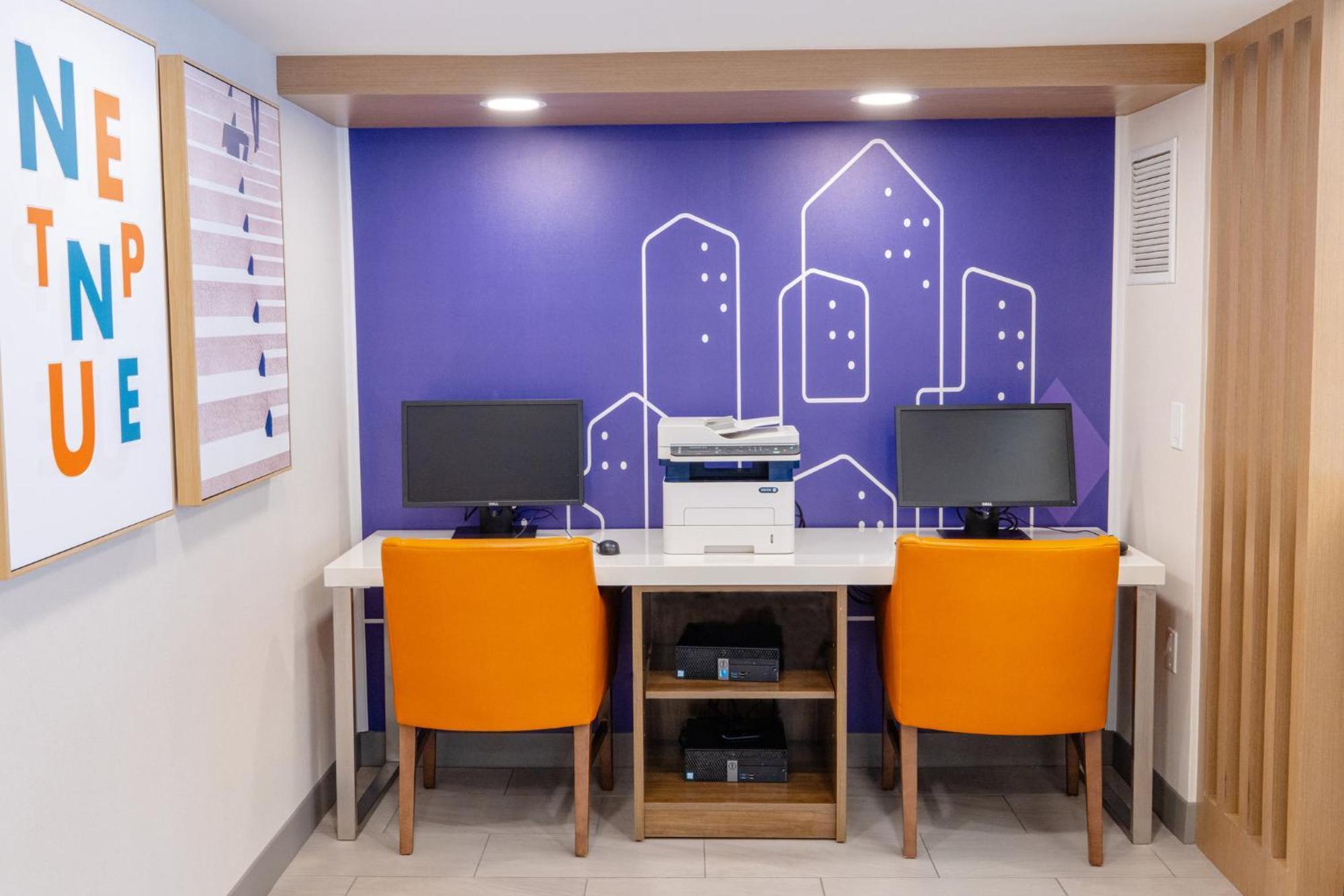 Holiday Inn Express - Neptune By Ihg Luaran gambar