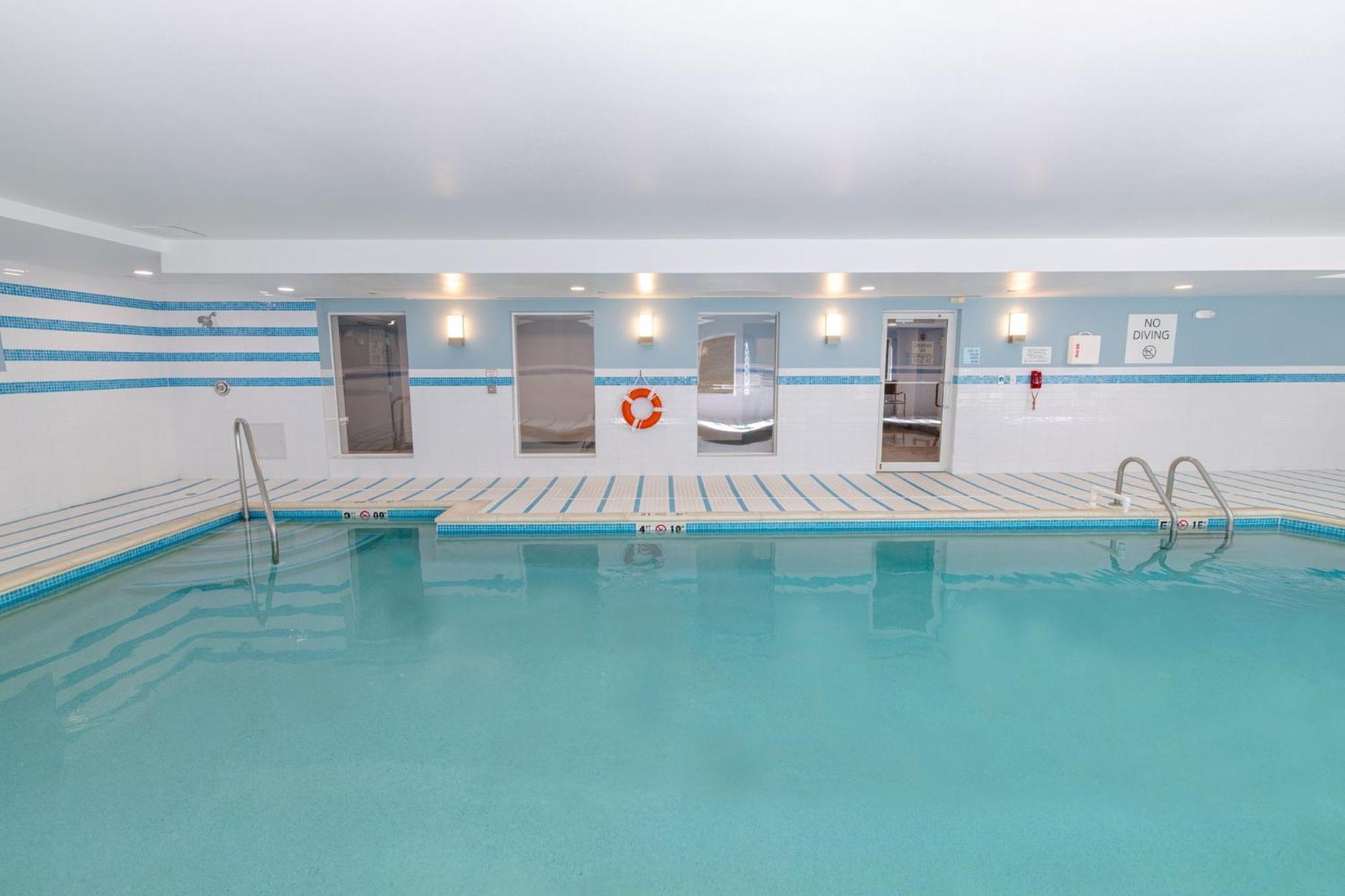 Holiday Inn Express - Neptune By Ihg Luaran gambar