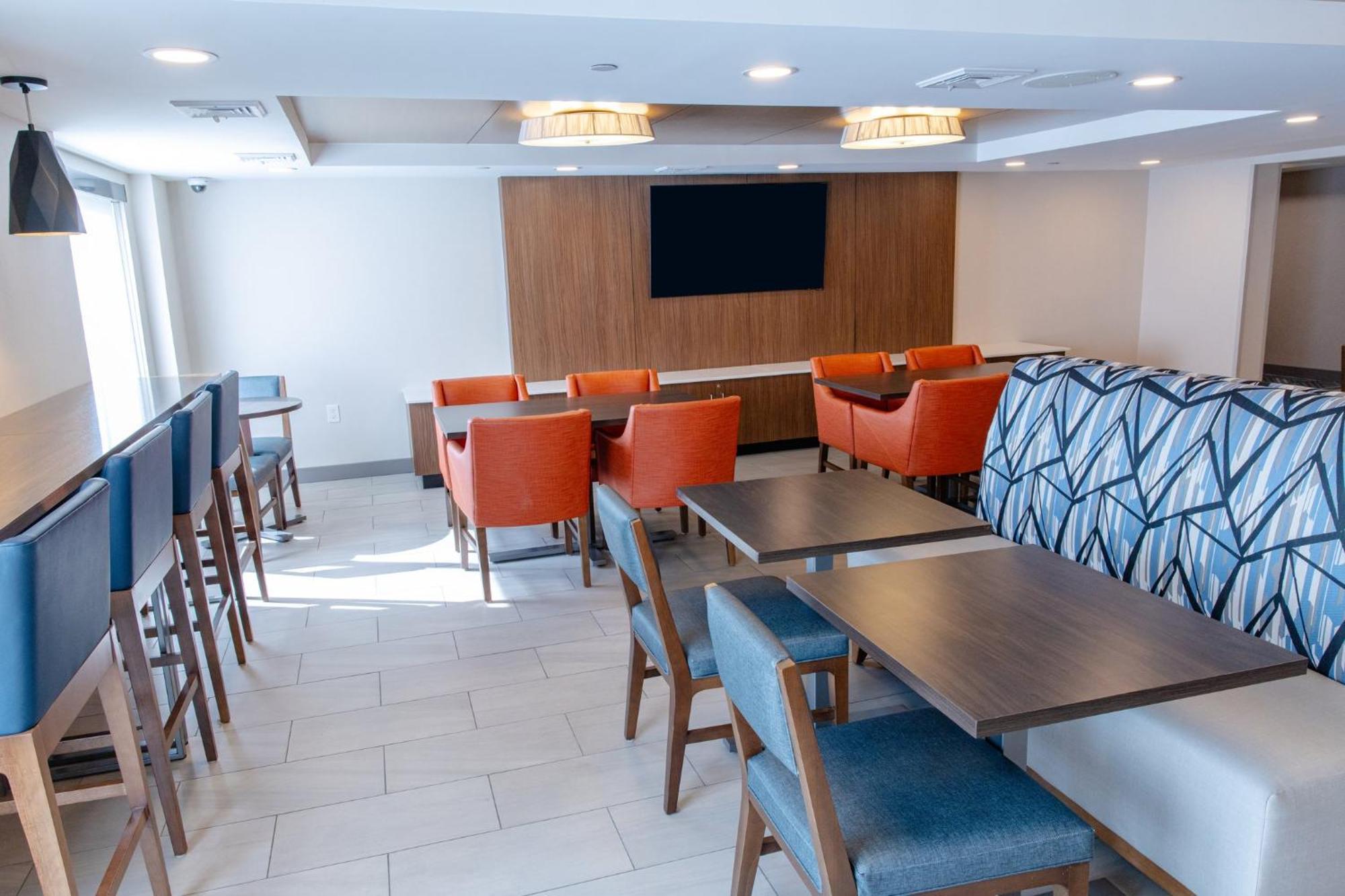 Holiday Inn Express - Neptune By Ihg Luaran gambar