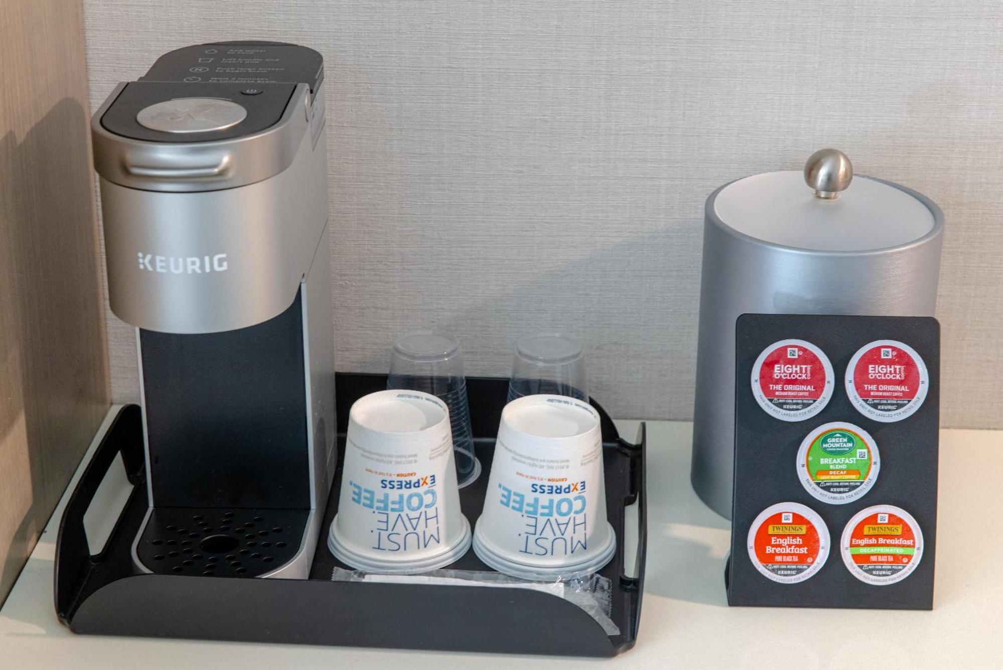 Holiday Inn Express - Neptune By Ihg Luaran gambar