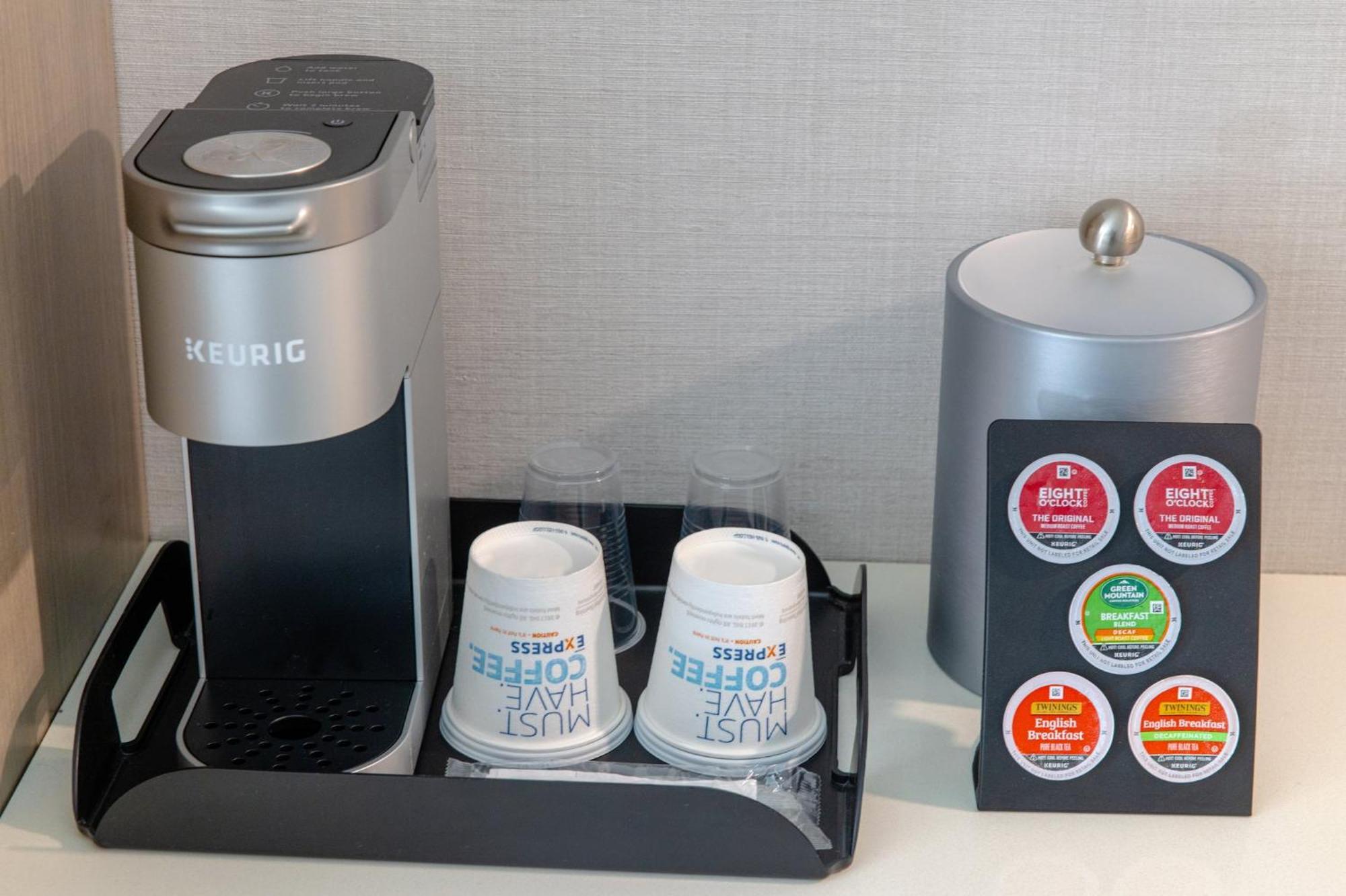 Holiday Inn Express - Neptune By Ihg Luaran gambar