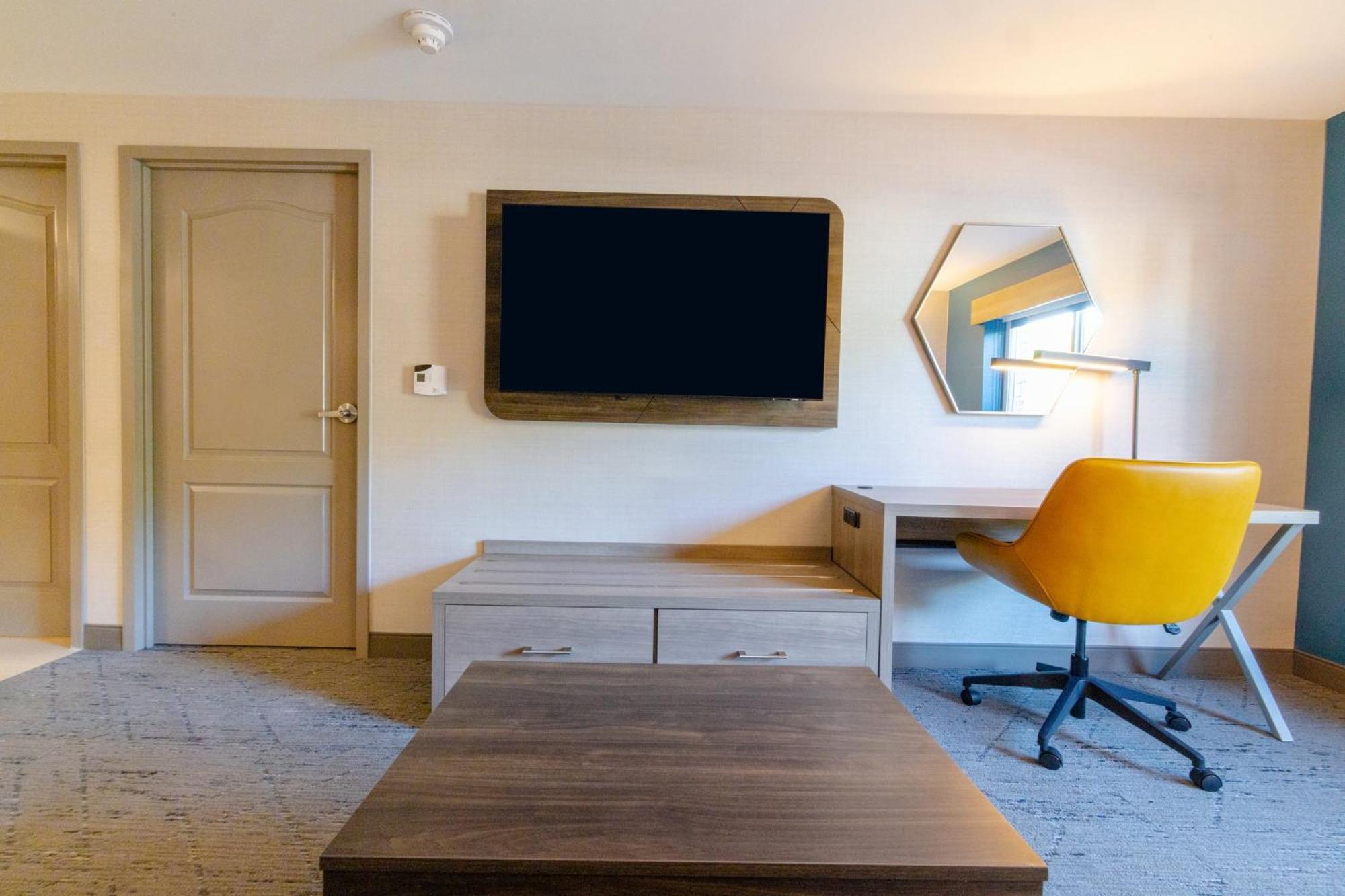 Holiday Inn Express - Neptune By Ihg Luaran gambar